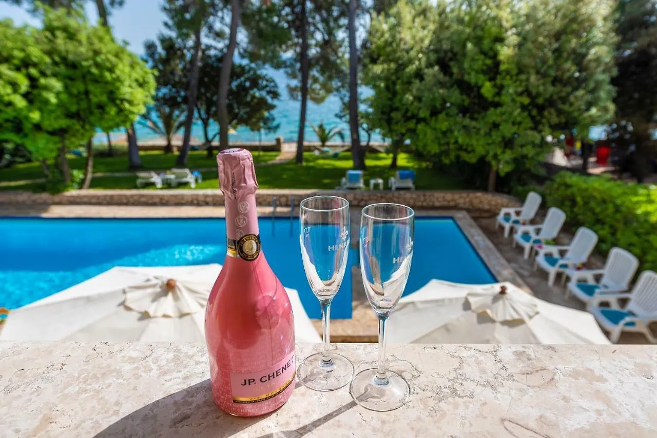 Apartment Villa Nela Petrcane