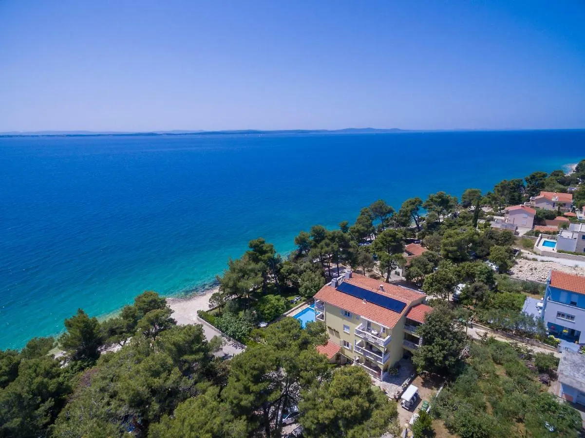 Apartment Villa Nela Petrcane